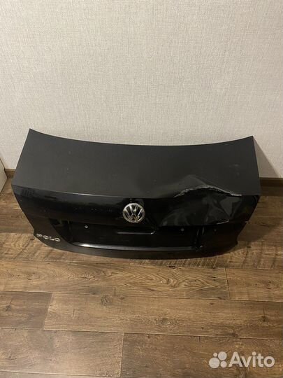 Крышка багажник Volkswagen Polo
