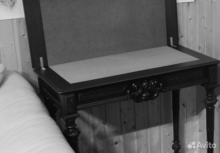 Стол письменный массив дерева