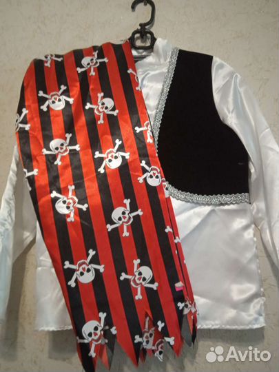 Костюм карнавальный