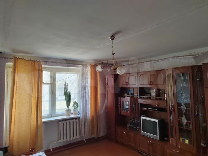 3-к. квартира, 65,4 м², 1/3 эт.