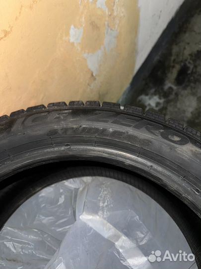 Pirelli Ice Zero 225/45 R17 94H