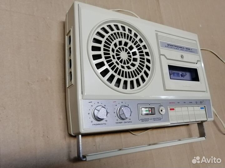 Кассетный магнитофон электроника 302-1