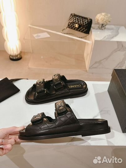 Сандали Chanel