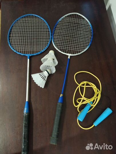 Волейбольная сетка и др. спортивные атрибуты