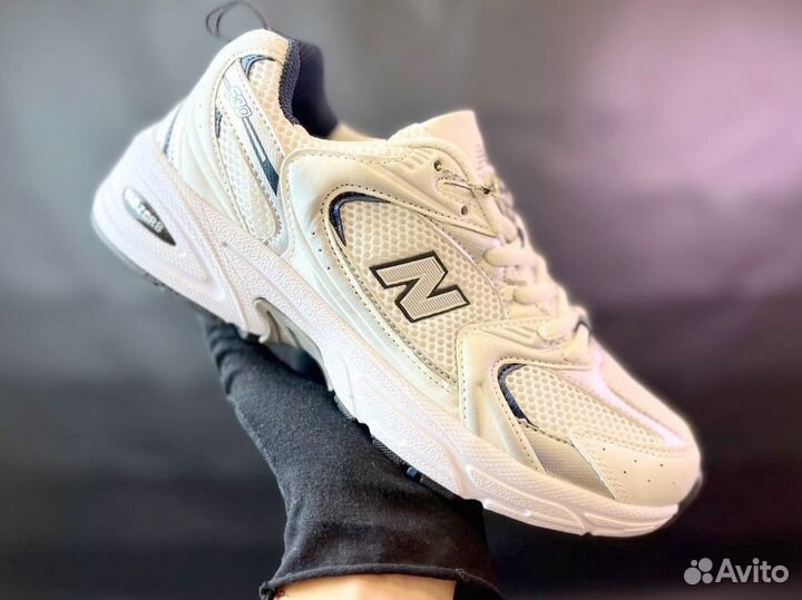 Кроссовки New Balance спортивные