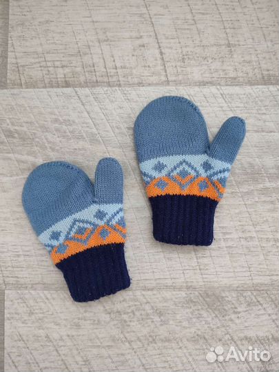 Варежки детские 2 года