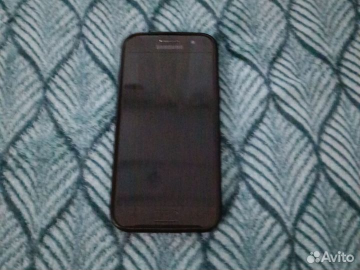 Samsung Galaxy A3 (2017) SM-A320F/DS, 2/16 ГБ