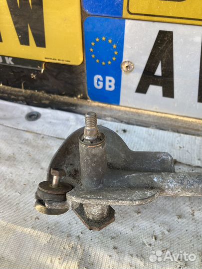 Трапеция стеклоочистителей Suzuki Liana