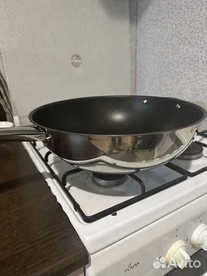 Оумберлиг, Вок-сковорода, икеа IKEA 32 см