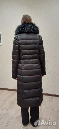 Пуховик женский 42 44