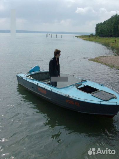 Лодка Прогресс-2 мотор вихрь