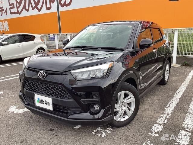 Toyota Raize 1.0 CVT, 2021, 28 000 км