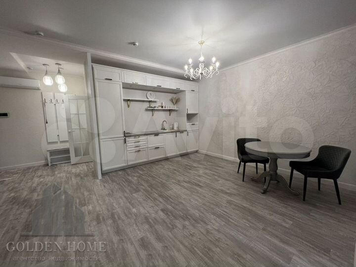 2-к. квартира, 59,3 м², 2/13 эт.