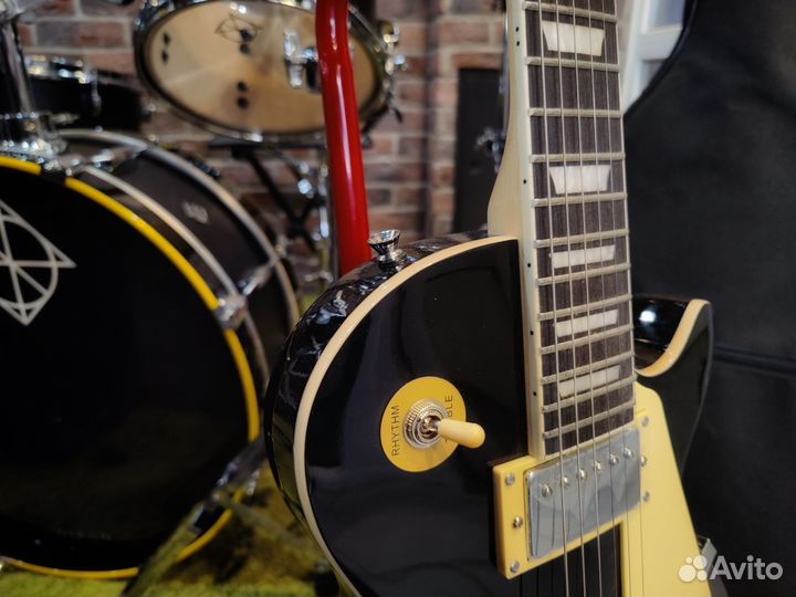 Электрогитара Les Paul+чехол
