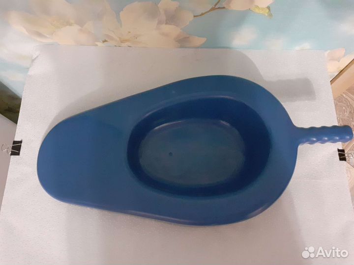 Судно б/у медицинское пластмассовое