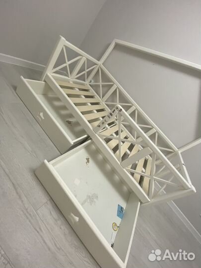 Детская кровать домик бу с матрасом