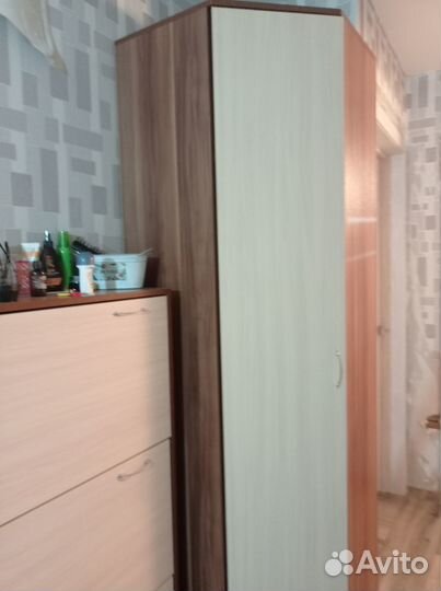 Угловой шкаф