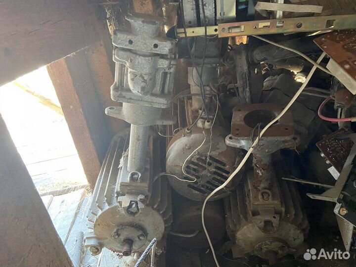 Электродвигатель асинхронный