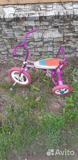 Детский трехколесный велосипед бу