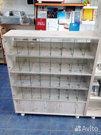 Кондитерская витрина