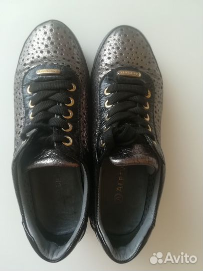 Полуботинки женские кожаные 36