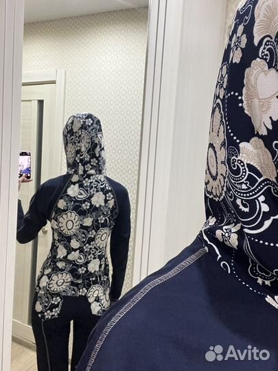 Костюм спортивный