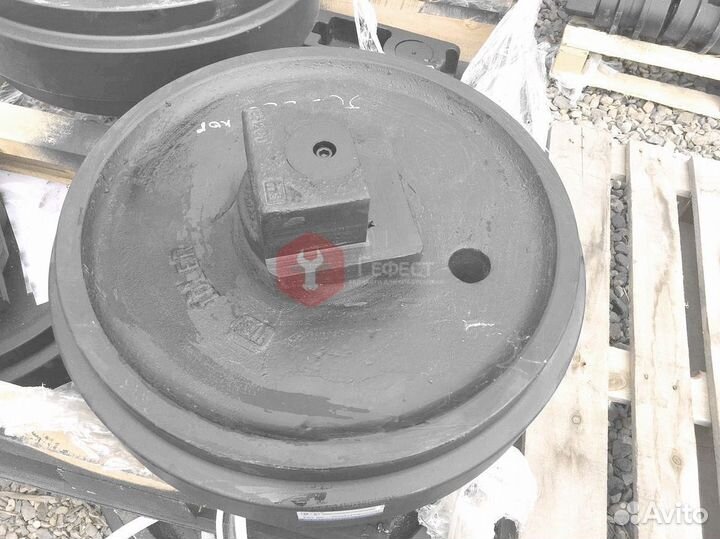 Колесо направляющее Komatsu PC400LC-8 208-30-00202