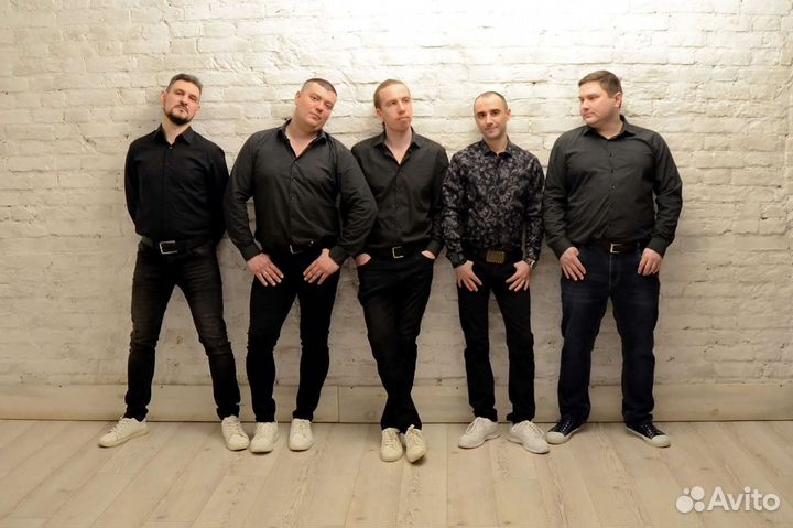 Живая музыка. Кавер-группа Broadway