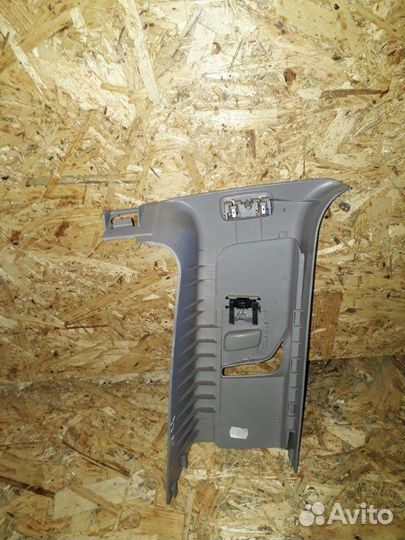 Обшивка стойки Opel Zafira A05 Z16XEP 2007