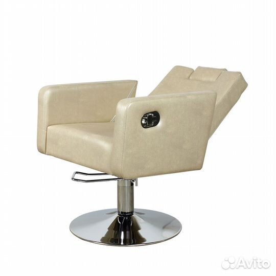 Парикмахерское кресло для барбершопа