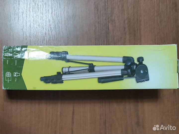 Штатив Continent Tripod В3. Торг уместен