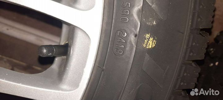 Pirelli Ice Zero 205/55