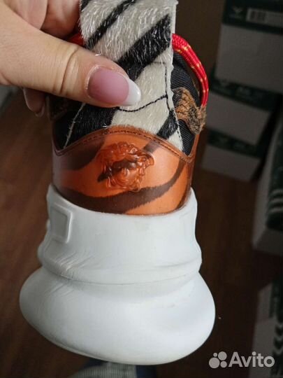 Кроссовки versace