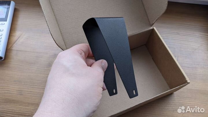 Козырек от вызывной панели AVC-305