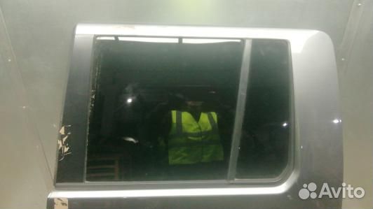 Дверь задняя левая land rover discovery 4 (9AG15FG01)