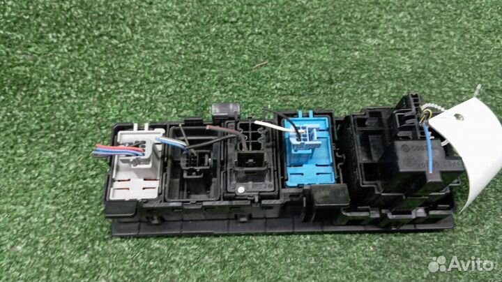 Блок кнопок Renault Fluence