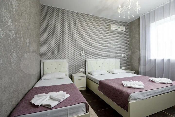 Гостиница, 380 м²