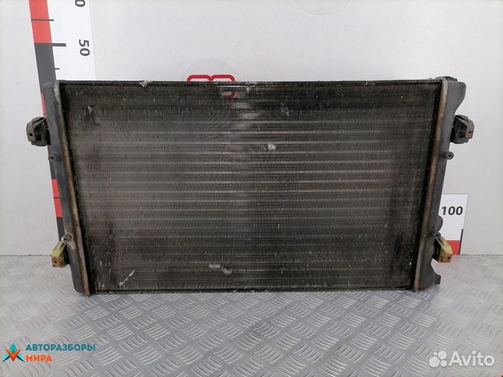 Радиатор (основной) Audi A3 8L 1999 1J0121253AD