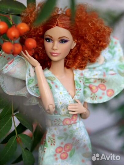 Кукла Barbie Looks №11 с рыжими волосами