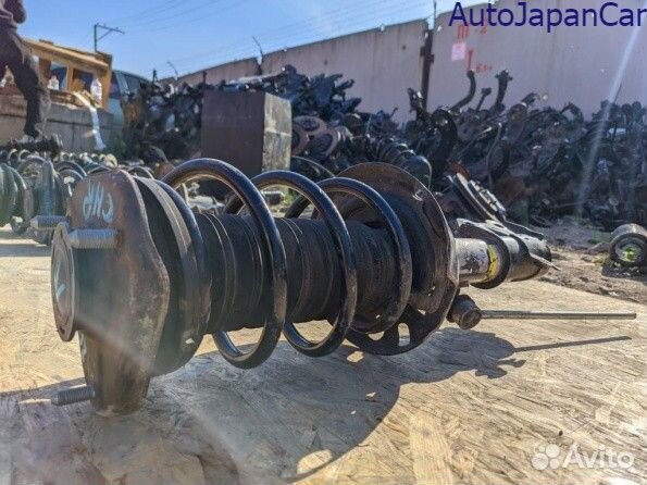 Стойка амортизатора Toyota C-HR (2016-2023)