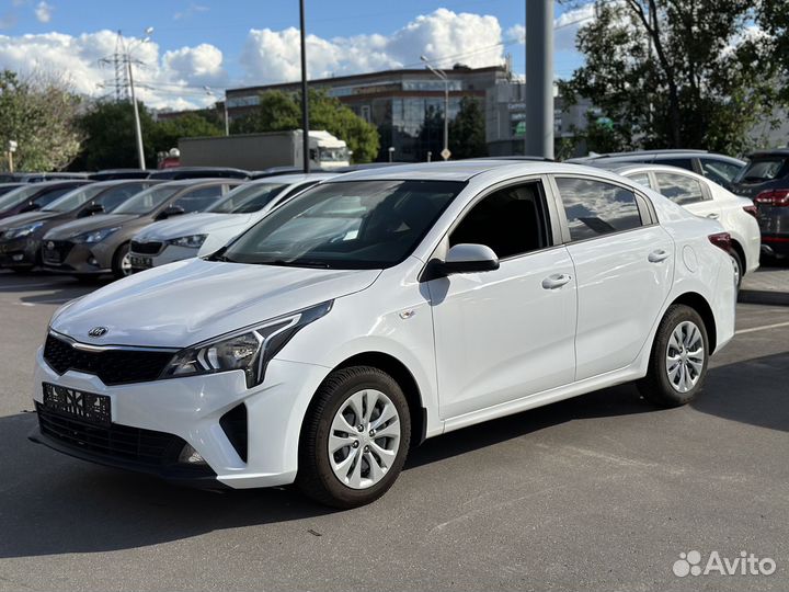 Аренда авто под выкуп рассрочка Kia Rio 2021