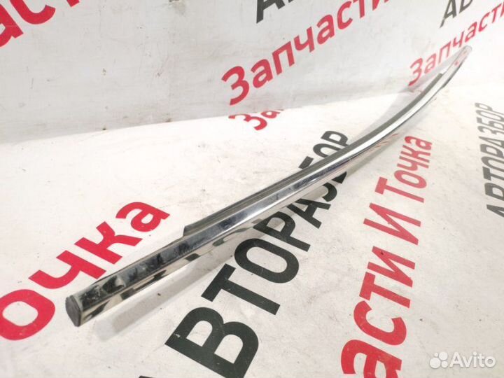 Молдинг стекла задний левый Hyundai Santa Fe 2.4