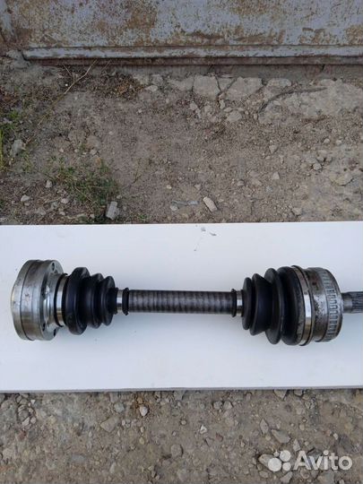 Вал приводной