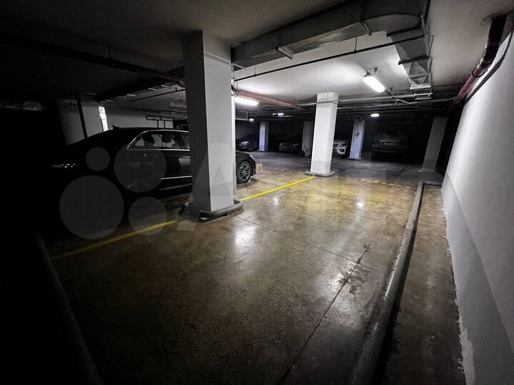 Машиноместо, 28 м²