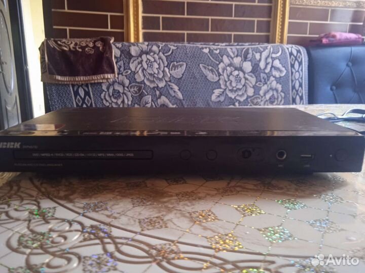 DVD плеер BBK