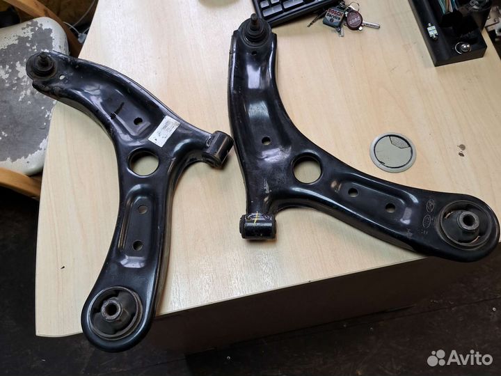 Рычаги передние hyundai solaris 2 Kia rio 4