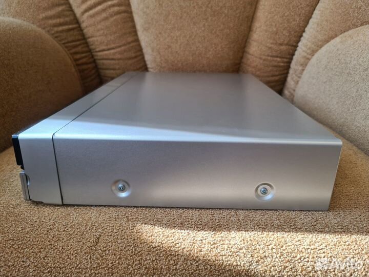 DVD/HDD рекордер Pioneer DVR-550H