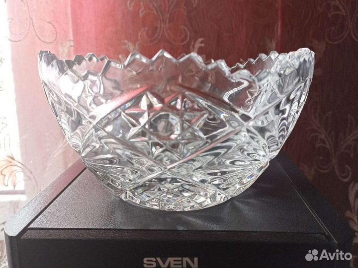 Хрустальные вазы