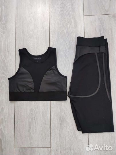 Костюм для фитнеса новый
