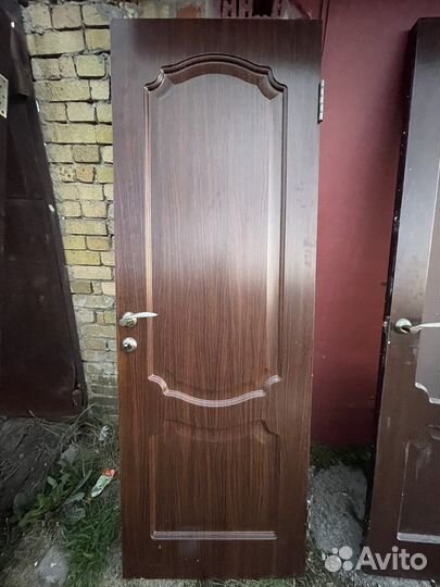 Двери межкомнатные с коробкой деревянные